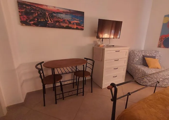 Morghen 88 Vomero Rooms Napoli